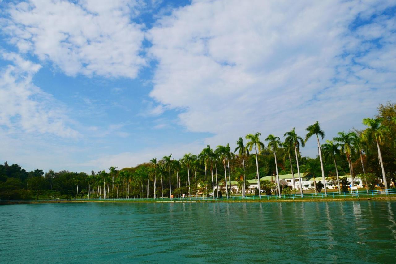 Chengching Lakefront Resort Cao Hùng Ngoại thất bức ảnh